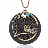 Vintage Wood Womens Long Owl Necklace and Pendant 